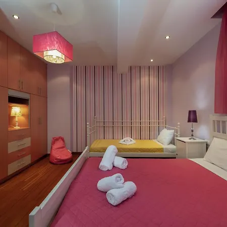 Newly Renovated 4 Seasons With Bbq, Private Pool, Ping Pond And Football Table * Viranepiskopí