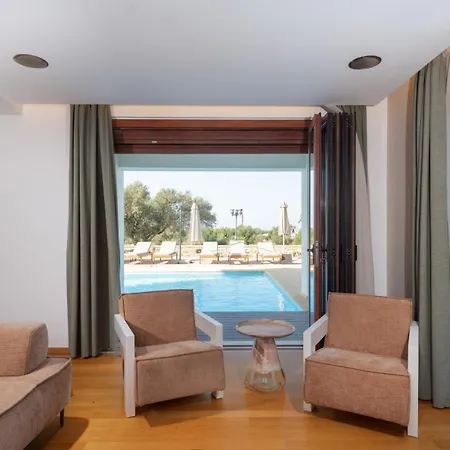 Villa Newly Renovated 4 Seasons With Bbq, Private Pool, Ping Pond And Football Table Viranepiskopí