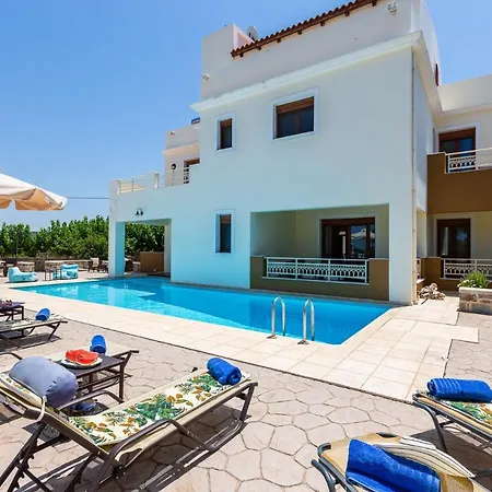 Newly Renovated 4 Seasons With Bbq, Private Pool, Ping Pond And Football Table *