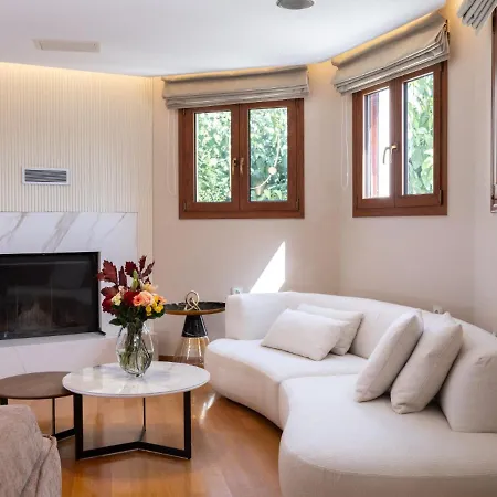 Newly Renovated 4 Seasons With Bbq, Private Pool, Ping Pond And Football Table * Viranepiskopi