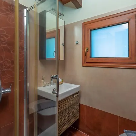 Villa Newly Renovated 4 Seasons With Bbq, Private Pool, Ping Pond And Football Table