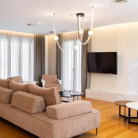 Newly Renovated 4 Seasons With Bbq, Private Pool, Ping Pond And Football Table Viranepiskopi