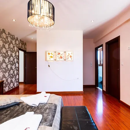 Newly Renovated 4 Seasons With Bbq, Private Pool, Ping Pond And Football Table Villa