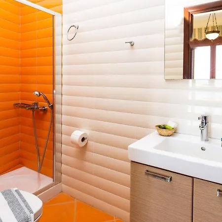 Newly Renovated 4 Seasons With Bbq, Private Pool, Ping Pond And Football Table فيلة